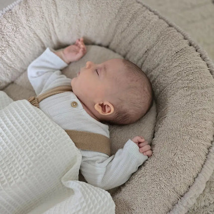 Babynest | Babynestchen - The Present Company