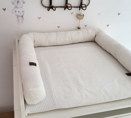 Wickeltischumrandung Waffelpique - The Present Company