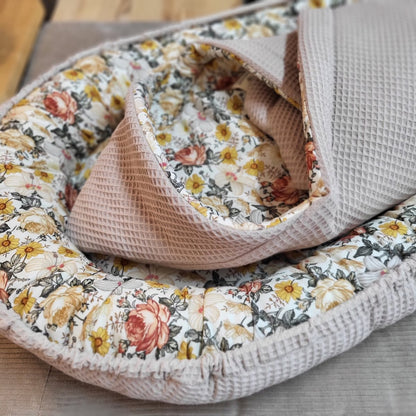 Baby Nestchen Retroblume - The Present Company