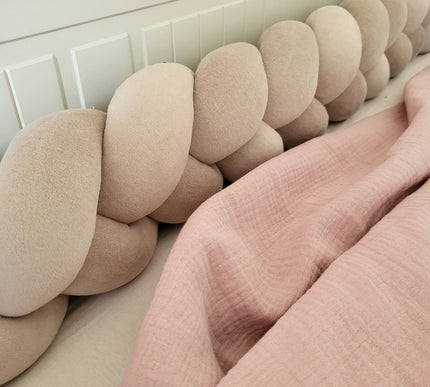 Geflochtene Bettschlange Nicki - The Present Company