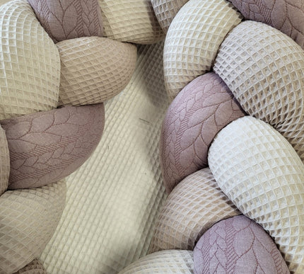 Geflochtene Bettschlange Zopfmuster - The Present Company