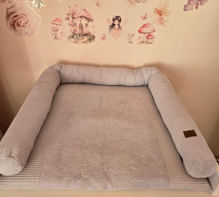 Wickeltischumrandung Waffelpique - The Present Company