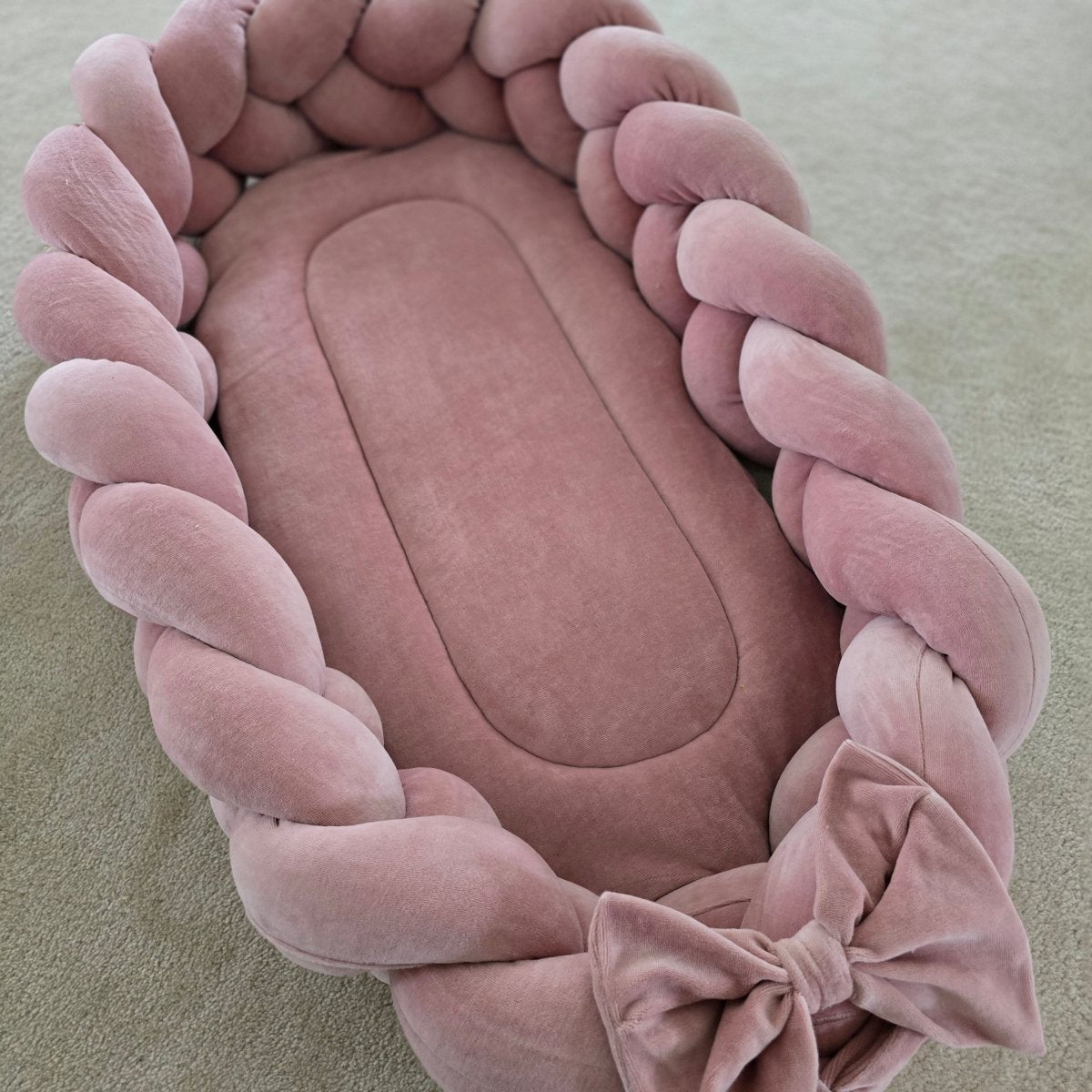 Baby Nestchen 2 in 1 geflochtene Schlange und Liegematraze - The Present Company - Baby Nestchen