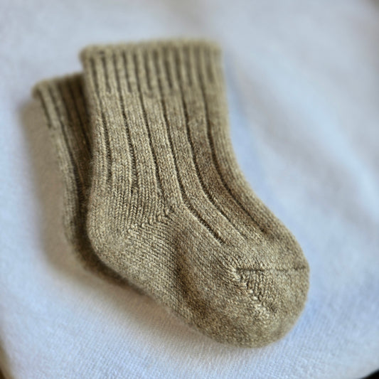 Baby-Socken aus 100% Kaschmir Mittelbraun
