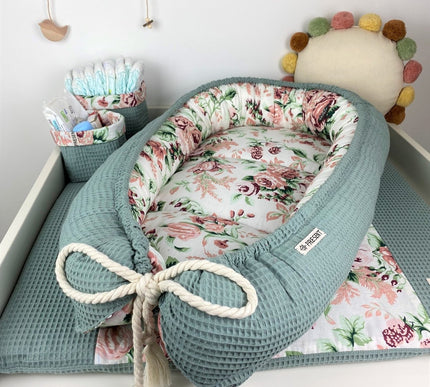 Baby Nestchen Rosenblume - The Present Company