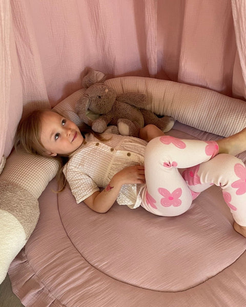 Lese Eck Set aus Baldachin und Krabbeldecke - The Present Company - Baldachin, Betthimmel