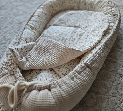 Baby Nestchen Druck Bohoblume - The Present Company