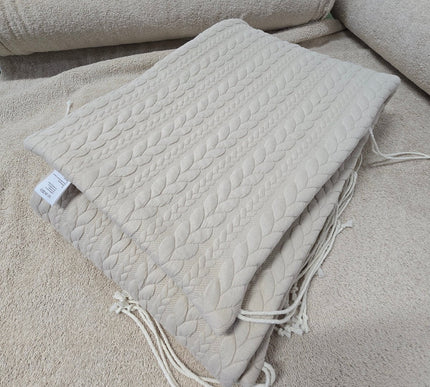 Bettumrandung Zopfmuster - The Present Company