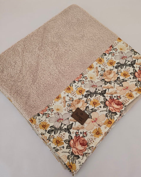 Bezug für Wickelauflage Druck Retroblume - The Present Company