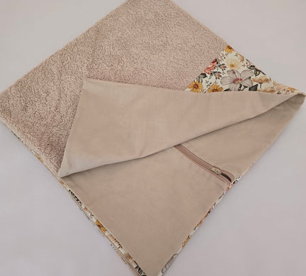 Bezug für Wickelauflage Druck Retroblume - The Present Company