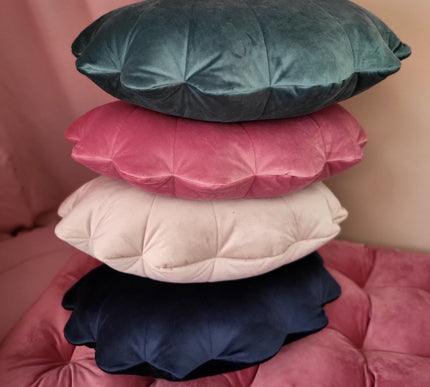 Dekokissen Muschel aus Samt - The Present Company