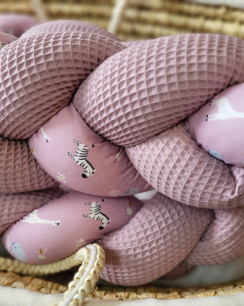 Geflochtene Bettschlange Flieder, Waldfreunde in Flieder - The Present Company