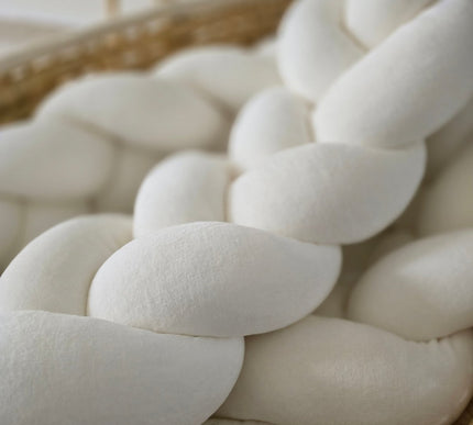 Geflochtene Bettschlange Nicki - The Present Company