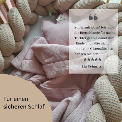 Geflochtene Bettschlange Zopfmuster - The Present Company