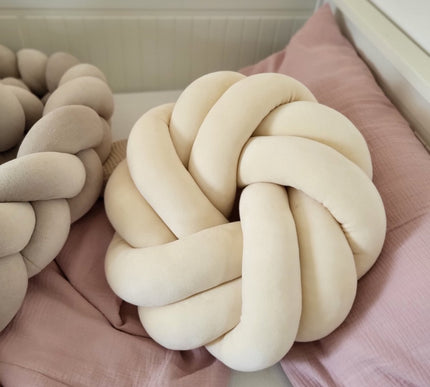 Geflochtenes Rundkissen - The Present Company