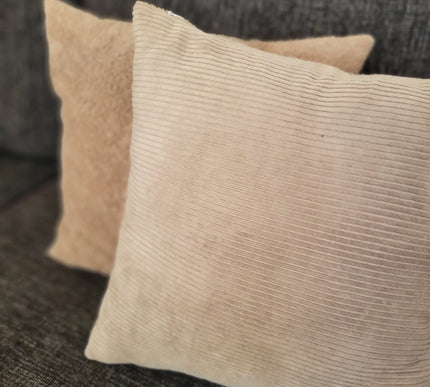 Kissenbezug aus Cord und Frottee - The Present Company