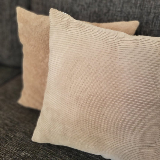 Kissenbezug aus Cord und Frottee - The Present Company