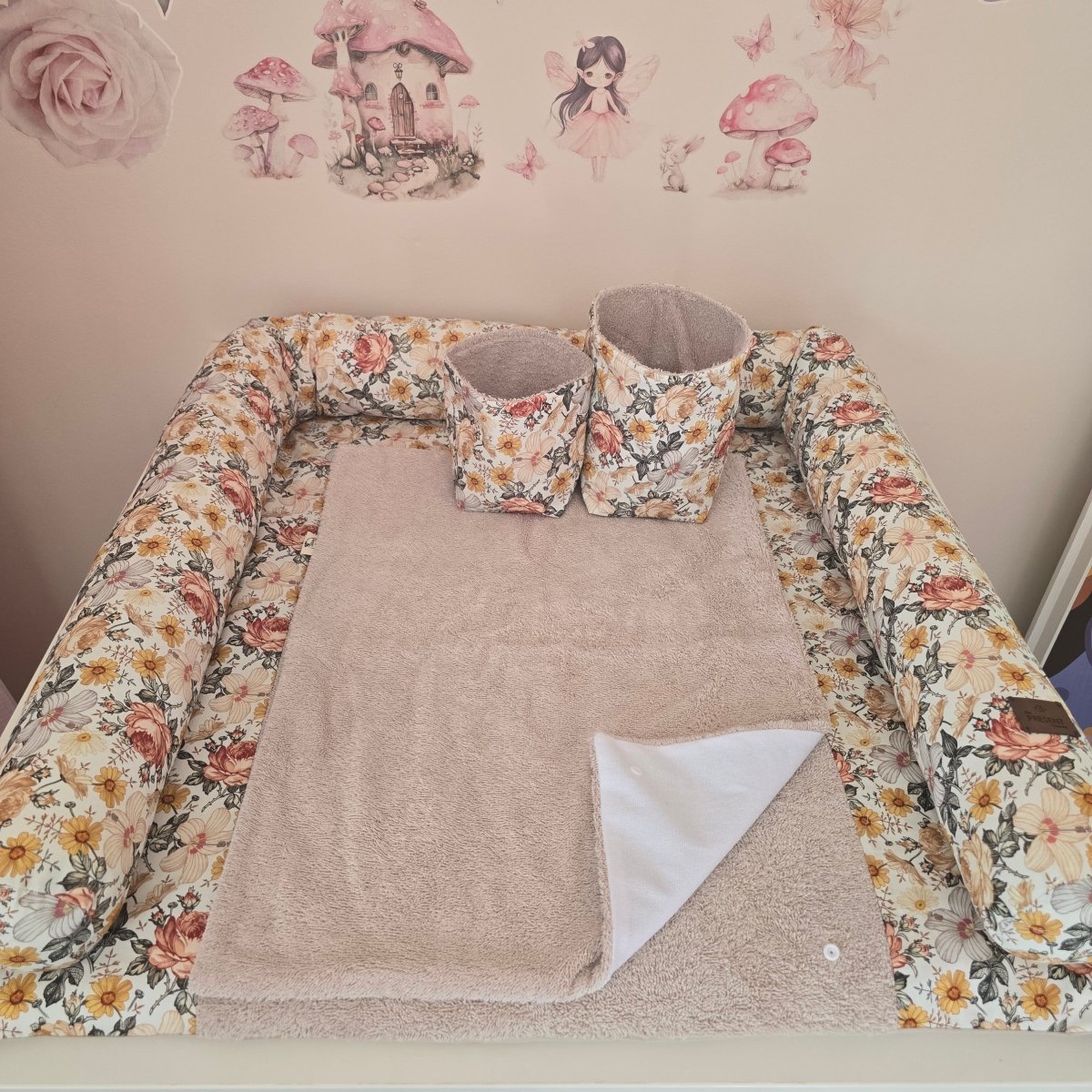 M Set Wickelauflage Druck Retroblume - The Present Company