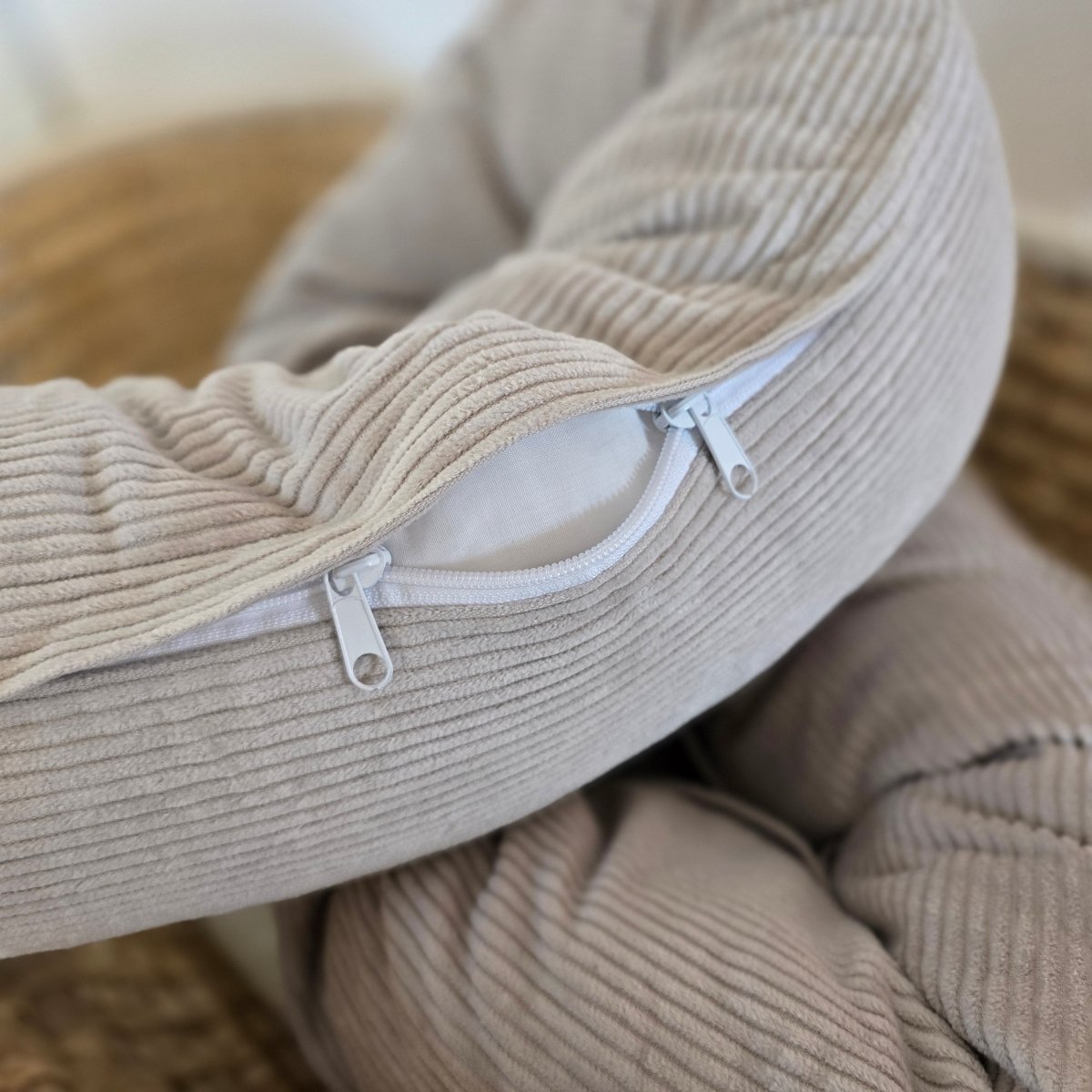 XXL MAXI Bettschlange Cord - The Present Company - Maxi Bettschlange, XXL Bettschnecke mit Bezug