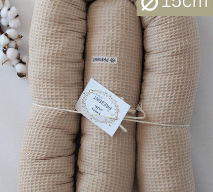 MAXI Bettschlange mit abnehmbarem Bezug Waffelpique Dunkelbeige - The Present Company