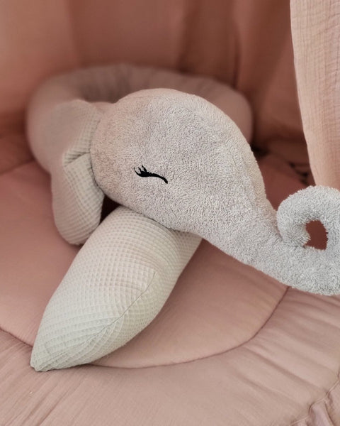 Tier Bettschlange Elefant - The Present Company