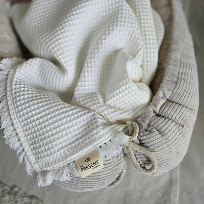 Waffelpique Babydecke mit Fransen - The Present Company