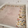 Wickelauflage mit abnehmbarem Bezug Druck Retroblume - The Present Company