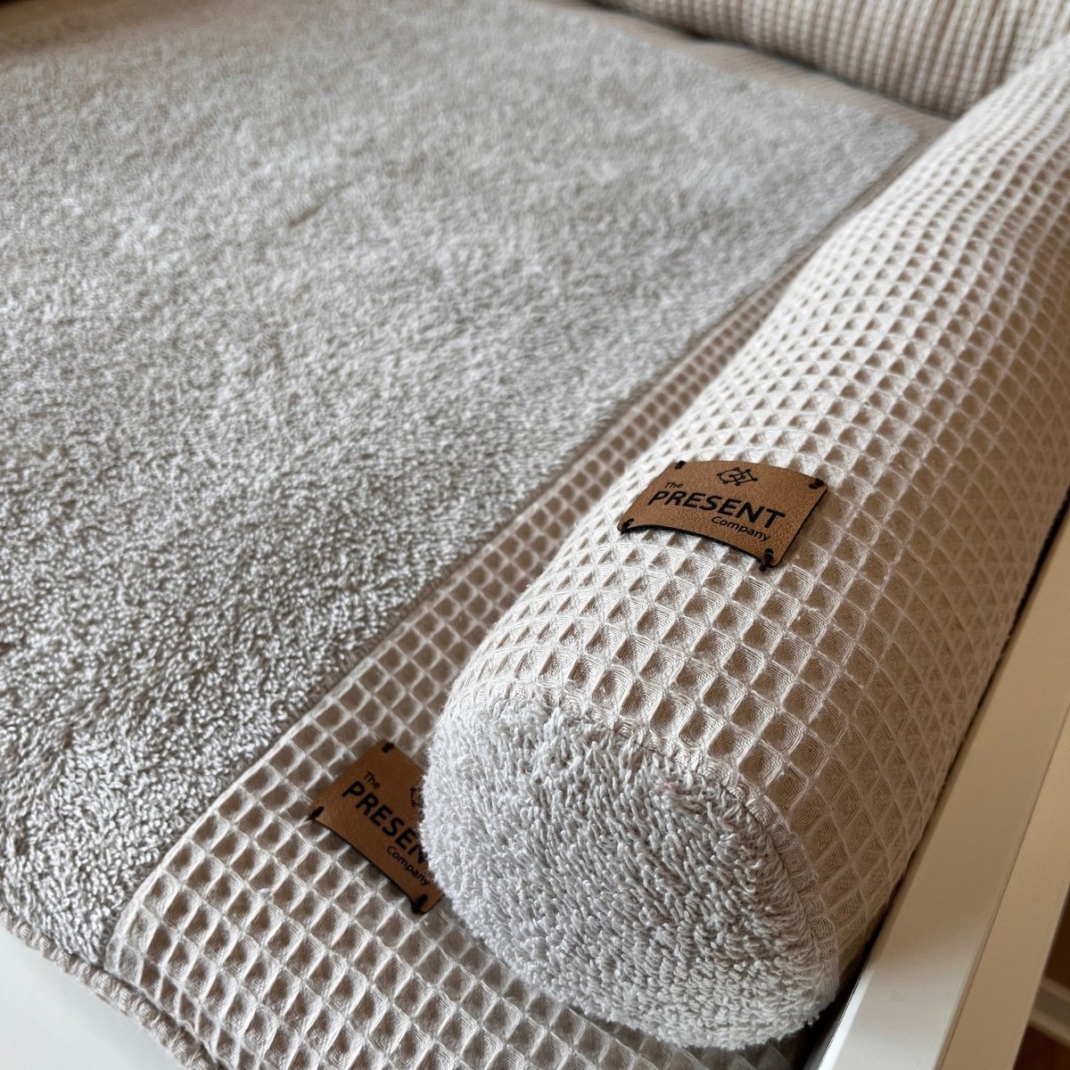 Wickeltischschlange Waffelpique Dunkelbeige - The Present Company