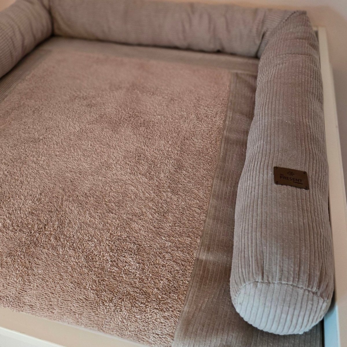Wickeltischumrandung Cord Dunkelbeige - The Present Company