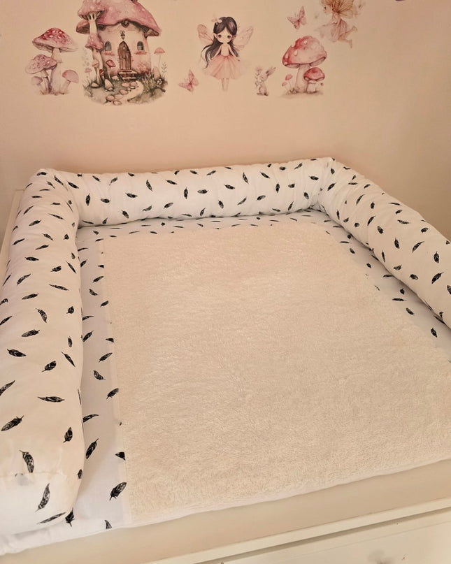 Wickeltischumrandung Feder - The Present Company