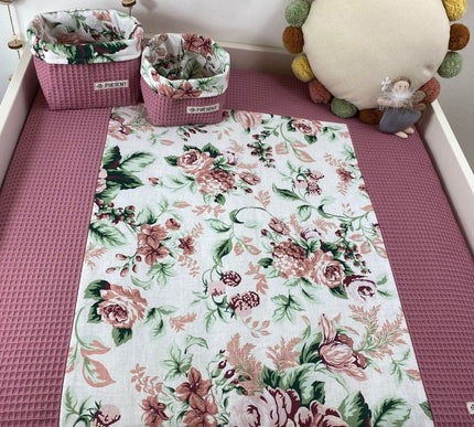 UTENSILO Körbchen Altrosa Waffelpique und Blumenmotiv - The Present Company