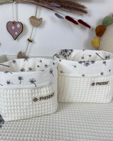 UTENSILO Körbchen Cremeweiß Waffelpique und Pusteblume - The Present Company