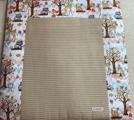 Wickelauflage mit abnehmbarem Bezug Druck Waldtiere - The Present Company